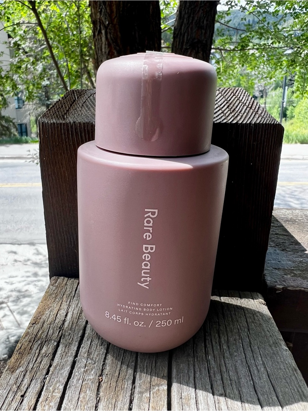 Rare Beauty Hydrating Body Lotion